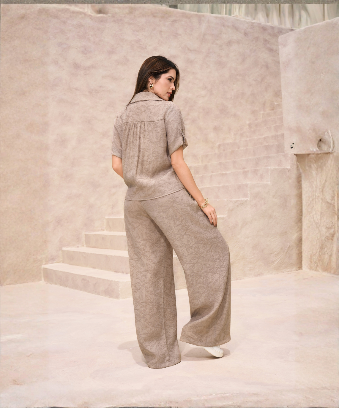 Conjunto Taupe en Blonda M-852